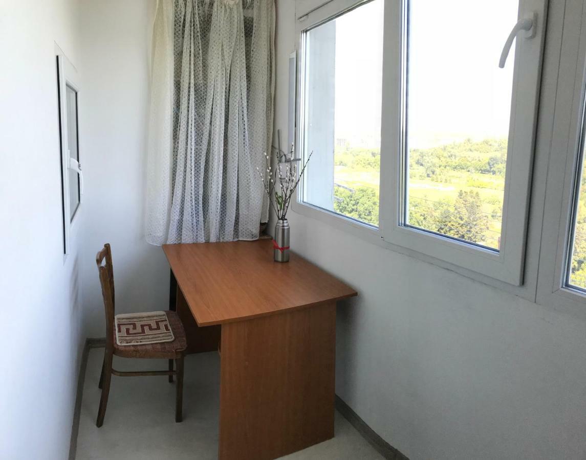 Fantastic View On Chisinau Center - Super Fast Wifi - Two Botanical Gardens - 2Br Apartment Exterior photo